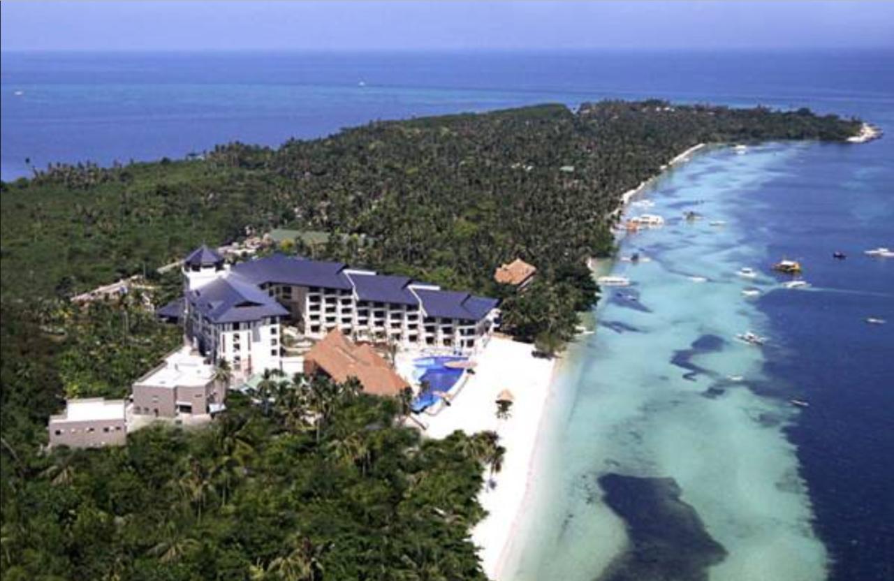 The Bellevue Resort Panglao Exterior foto The resort